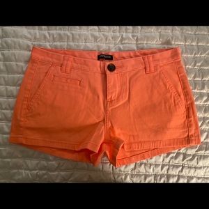 Sz. 0 Pink Express Shorts- brand new w/ tags!